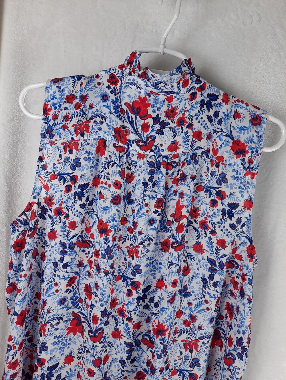 Ann Taylor Loft Floral Print Sleeveless Top Size XLP - Picture 8 of 12